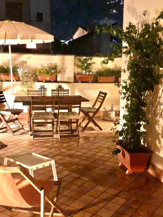 Appartement Terrazza Felicienne à Sorrente Extérieur photo