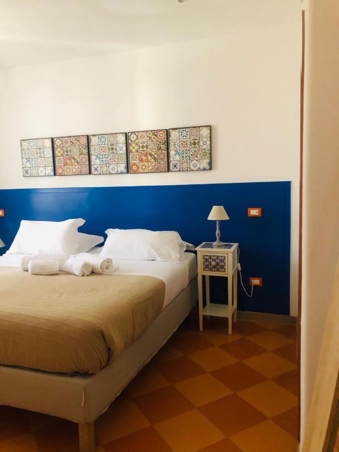 Appartement Terrazza Felicienne à Sorrente Extérieur photo