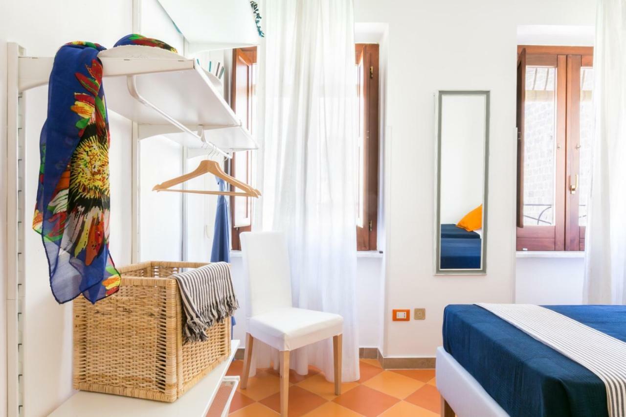 Appartement Terrazza Felicienne à Sorrente Extérieur photo