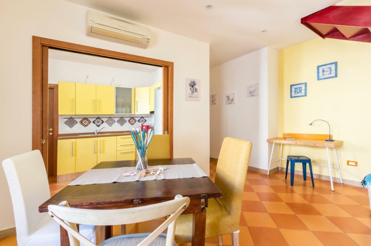Appartement Terrazza Felicienne à Sorrente Extérieur photo